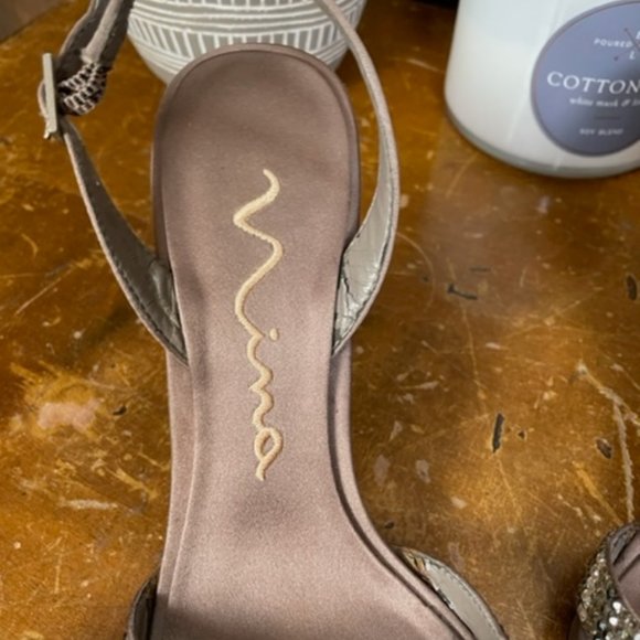 Nina Silver Sandal - Size 6 - Picture 4 of 13